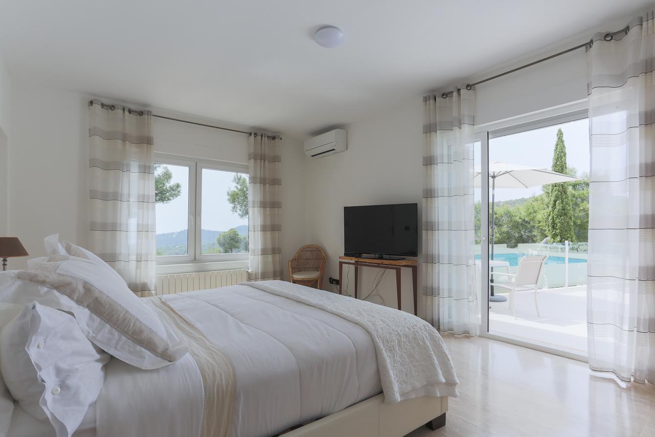 Villa Diane Santa Eularia des Riu Eksteriør billede